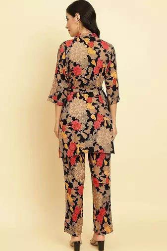 Floral Printed Shirt Collar Fusion Kurta With Trousers