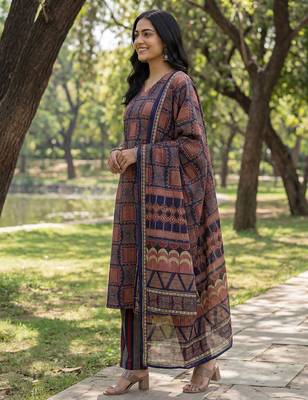 Yufta navy blue straight geometric print with kurta trouser dupatta set 2