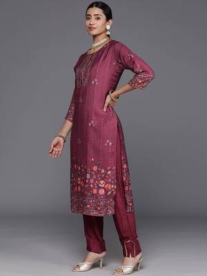 Floral Printed Regular Sequinned Kurta with Trousers & Dupatta 5