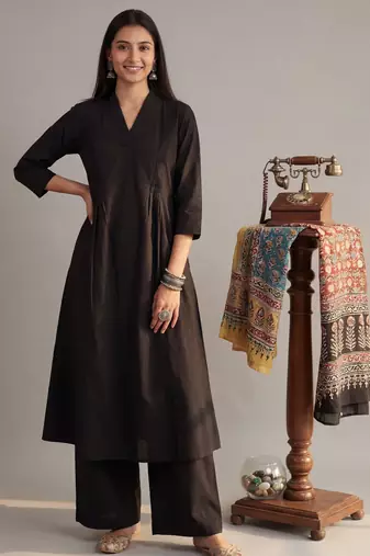 black solid a-line design features pintuck pleats kurta palazzo set