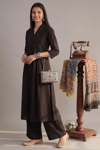 black solid a-line design features pintuck pleats kurta palazzo set