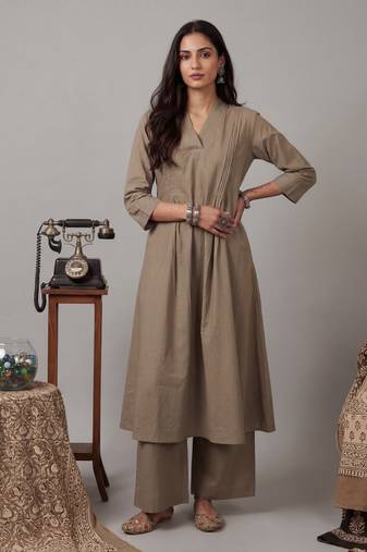 Yufta grey solid a-line design features pintuck pleats kurta palazzo set
