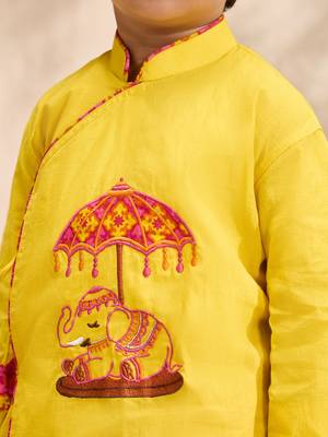 Boys yellow cotton applique embroidery kurta printed dhoti set 2