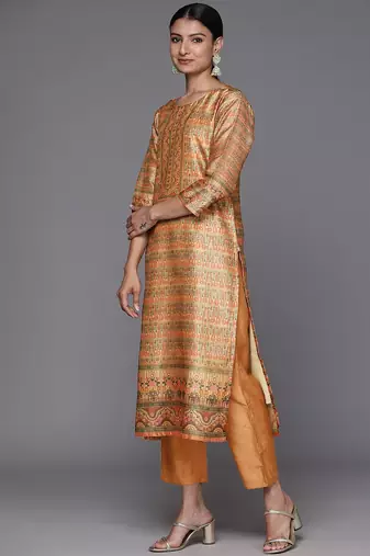 Women Coral Printed Regular Chanderi Silk Kurta with Trousers & With Dupatta