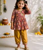 Sishu girls red & mustard patola print cotton angarakha kurta with pant