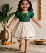 Sishu girls green chanderi silk zari a-line bowdress