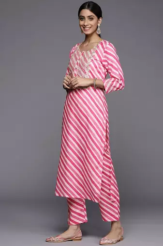 Leheriya Printed Gotta Patti Kurta with Trousers & Dupatta