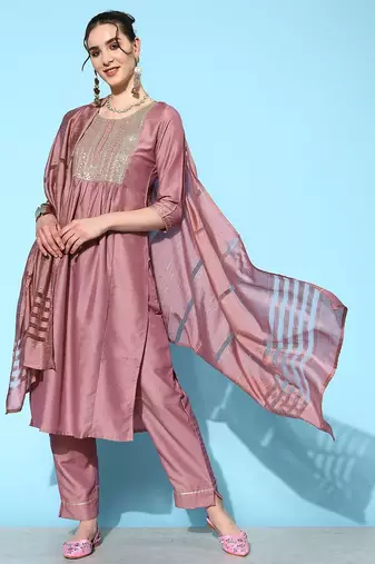 Women Mauve Embroidered Kurta With Trousers & Dupatta