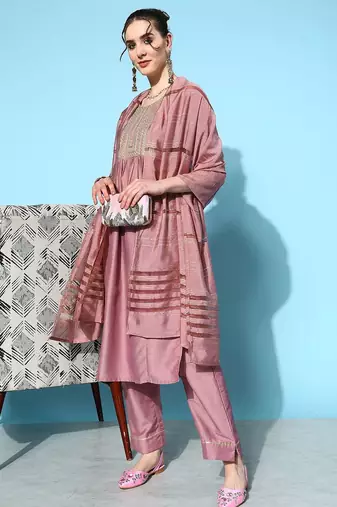 Women Mauve Embroidered Kurta With Trousers & Dupatta