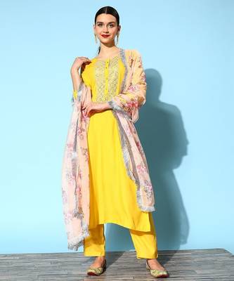 Women Solid Viscose Rayon Hyper Texture Kurta Set 3