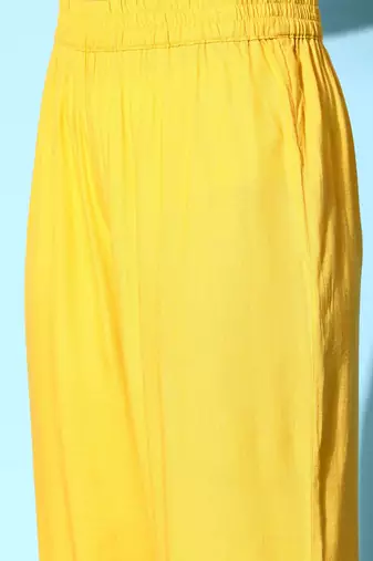 Women Solid Viscose Rayon Hyper Texture Kurta Set