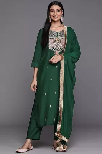 Women Green Ethnic Motifs Embroidered Gotta Patti Kurta with Trousers & With Dupatta