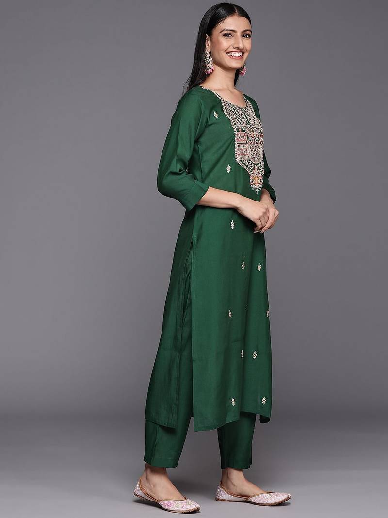 Women Green Ethnic Motifs Embroidered Gotta Patti Kurta with Trousers & With Dupatta