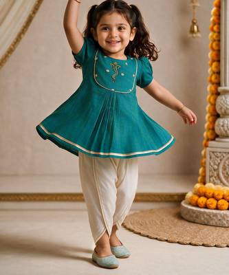 Sishu girls aqua embroidered kurta with dhoti pant 1
