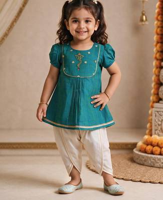 Sishu girls aqua embroidered kurta with dhoti pant 3