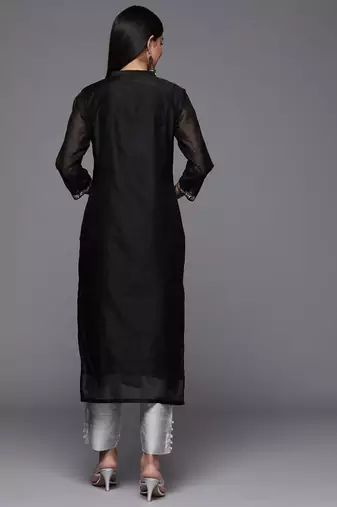 Women Floral Yoke Design Chanderi Silk Straight Kurta with Trousers