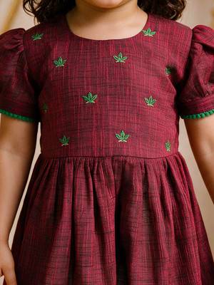 Sishu girls maroon floral embroidered kurta with dhoti pant 2