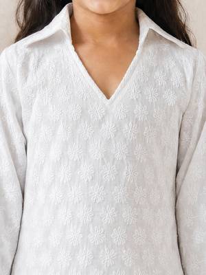 Girls white cotton chikankari kurta with patiala pants 2