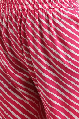 Women Pink Leheriya Printed Gotta Patti Kurti with Sharara & With Dupatta
