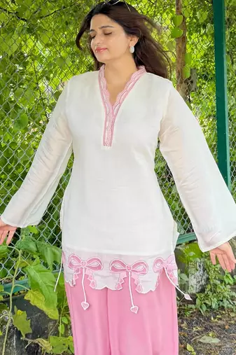 White&pink silk blend readymade suit with embroidery work