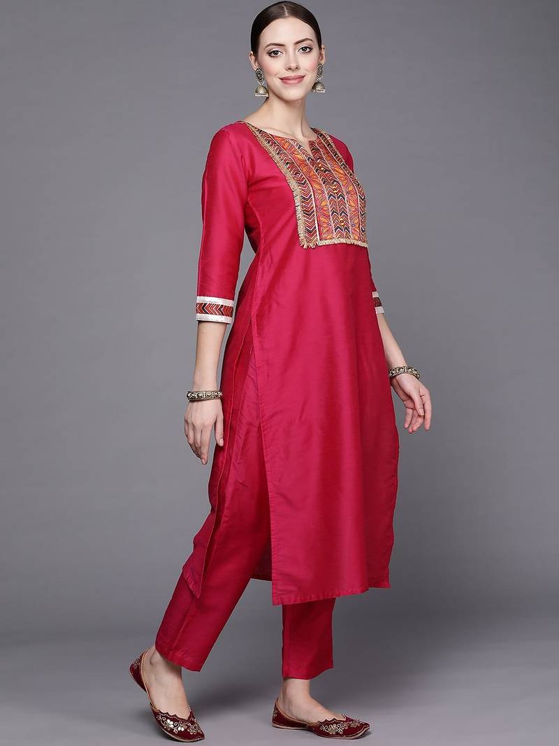 Women Fuchsia Yoke Design Kurta with Trousers & With Dupatta