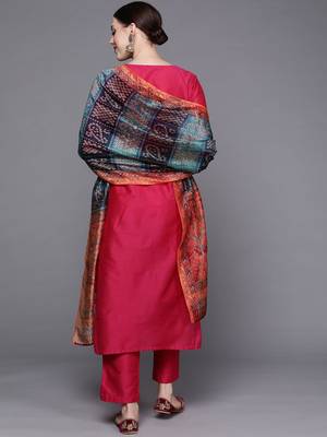 Women Fuchsia Yoke Design Kurta with Trousers & With Dupatta 6