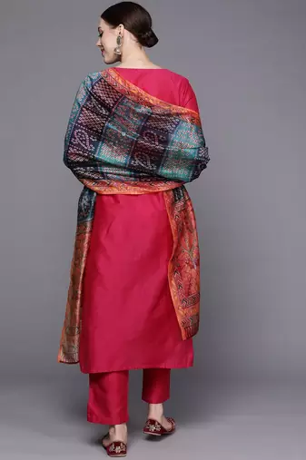 Women Fuchsia Yoke Design Kurta with Trousers & With Dupatta