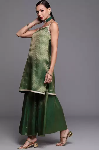 Women Green Geometric Woven Design Kurta with Sharara & With Sequin Dupatta