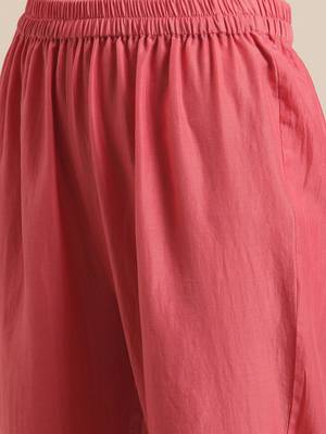 Women Beige & Pink Floral Yoke Design Regular Kurta With Trousers & Dupatta 3