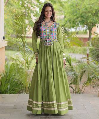 P green cotton readymade anarkali suit with thread embroidery work 1