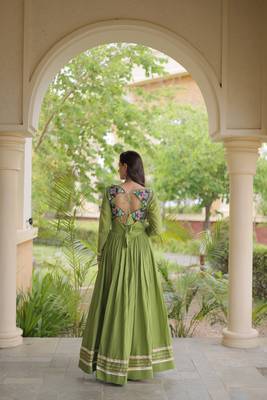P green cotton readymade anarkali suit with thread embroidery work 2