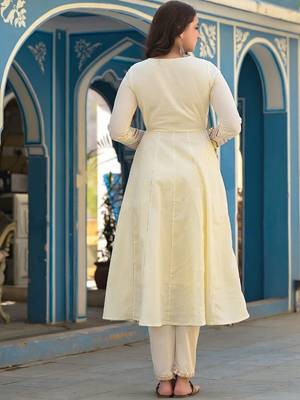 Mirror Embroidered Anarkali Kurta Paired With Trousers & Dupatta 4