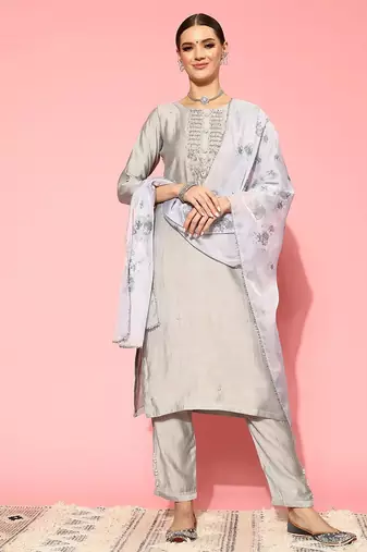 Floral Embroidered Regular Beads and Stones Kurta with Trousers & Dupatta
