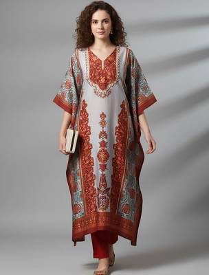 Women Ethnic Motifs Printed Regular Kurta with Trousers 1