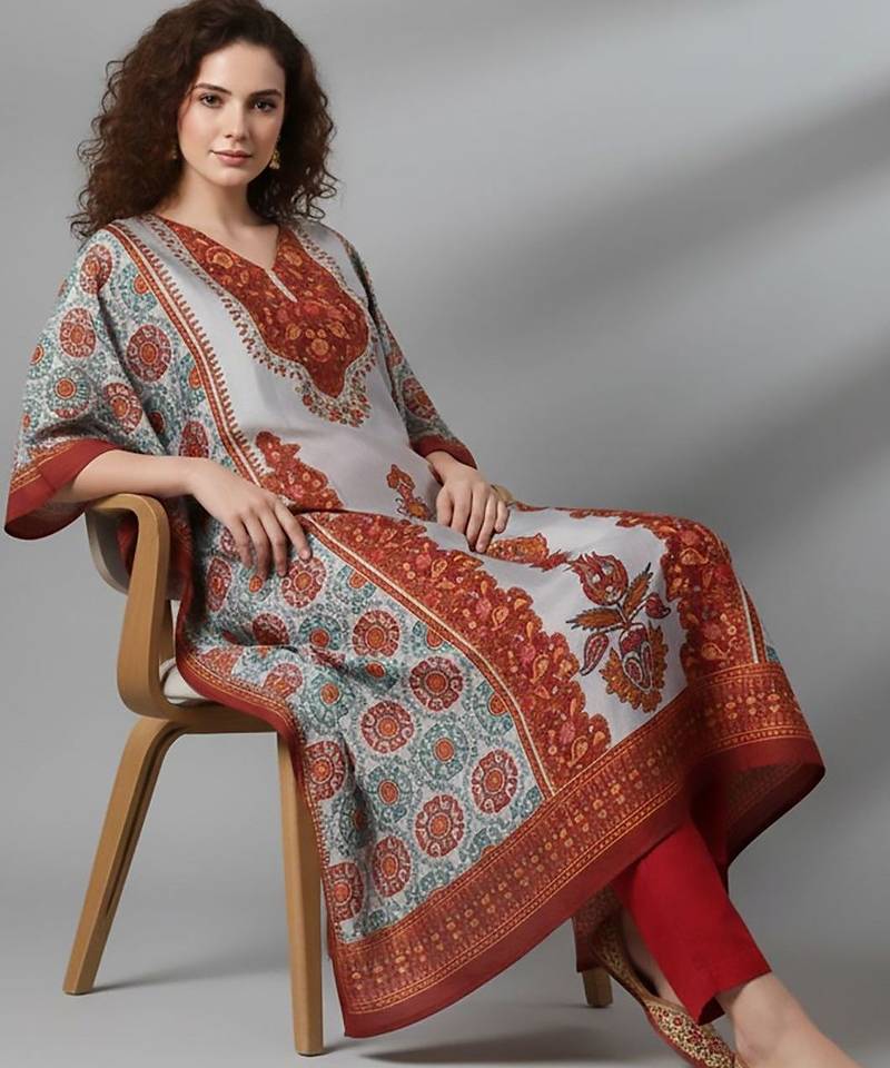Women Ethnic Motifs Printed Regular Kurta with Trousers