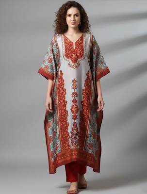 Women Ethnic Motifs Printed Regular Kurta with Trousers 5
