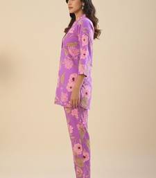 Lavendar Floral Printed Mandarin Collar Straight Pure Cotton Kurta With Trousers