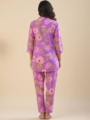 Lavendar Floral Printed Mandarin Collar Straight Pure Cotton Kurta With Trousers 7
