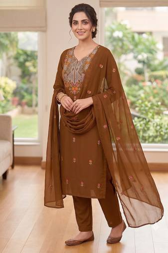 Women floral yoke embroidered brown kurta set with trousers & scalloped dupatta