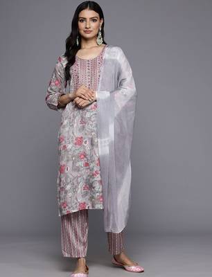 Floral Embroidered Thread Work Kurta With Trousers & Dupatta 1