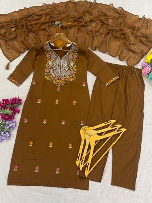 Women floral yoke embroidered brown kurta set with trousers & scalloped dupatta 4