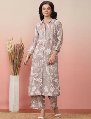 Floral Printed Kurta with Trousers 1