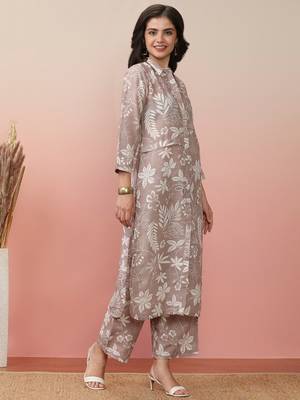 Floral Printed Kurta with Trousers 3