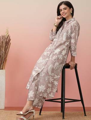 Floral Printed Kurta with Trousers 6