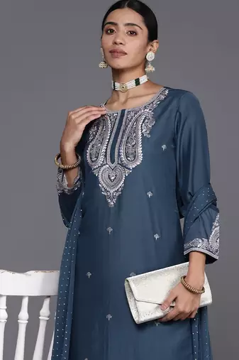 Ethnic Motifs Embroidered Regular Sequinned Kurta with Trousers & With Dupatta