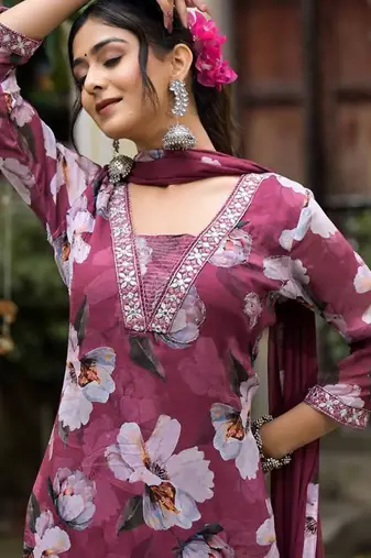 V-Neck Mirror & Sequins Embellished Kurta Paired With Trousers & Chiffon Dupatta