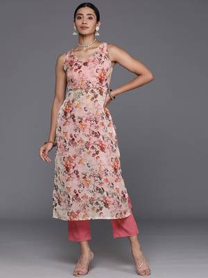 Floral Printed High Slit Kurta with Trousers 1