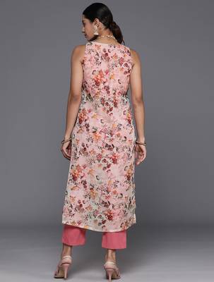 Floral Printed High Slit Kurta with Trousers 5