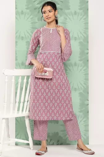 Women Ethnic Motifs Printed Regular Pure Cotton Kurta with Trousers