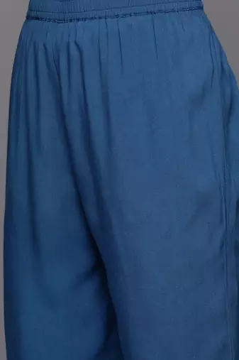 Women Ethnic Motifs Printed Kurta With Trousers & With Dupatta